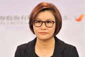 打工妹周群飞逆袭成中国女首富 发工资惊动肖钢
